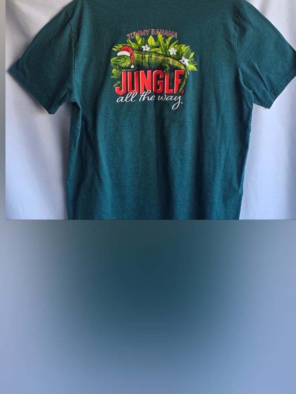 Tommy Bahama Men’s Jungle All The Way Graphic Tee, Large